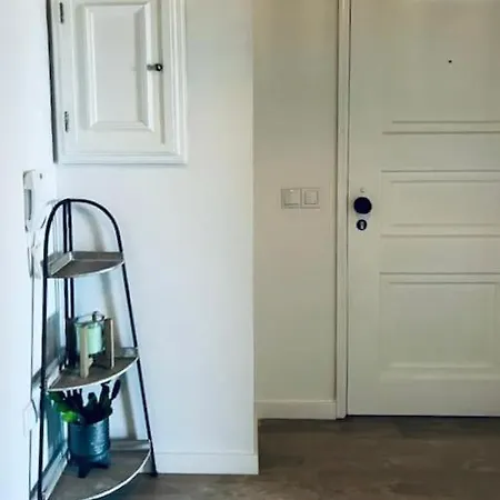 Familiar Apartment