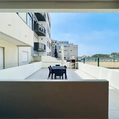 Familiar Apartment *